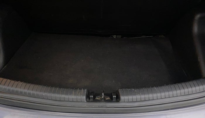 2015 Hyundai Grand i10 ASTA 1.2 KAPPA VTVT, Petrol, Manual, 30,203 km, Boot Inside