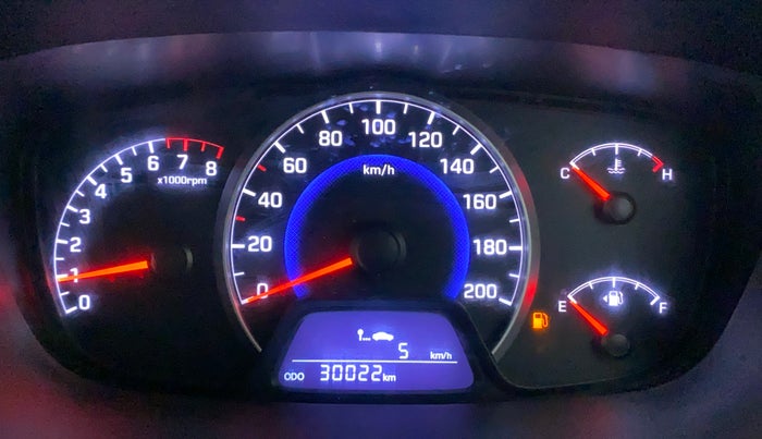 2015 Hyundai Grand i10 ASTA 1.2 KAPPA VTVT, Petrol, Manual, 30,203 km, Odometer Image