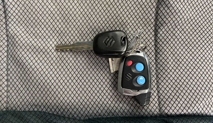 2015 Maruti Alto K10 VXI, Petrol, Manual, 89,343 km, Key Close Up