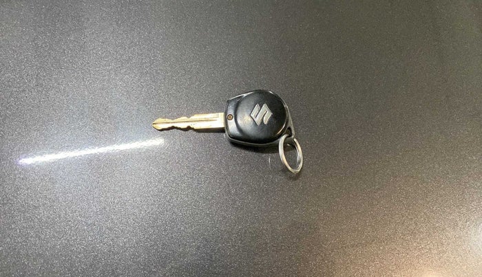 2017 Maruti Swift VXI, Petrol, Manual, 62,781 km, Key Close Up