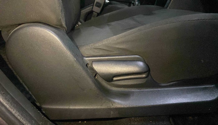2017 Maruti Swift VXI, Petrol, Manual, 62,781 km, Driver Side Adjustment Panel