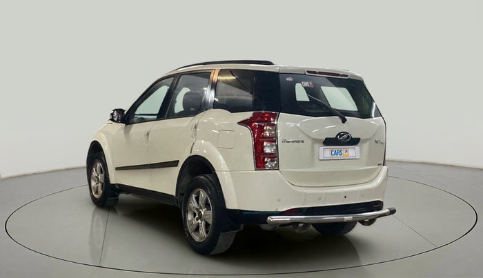 2014 Mahindra XUV500 W8, Diesel, Manual, 1,08,966 km, Left Back Diagonal