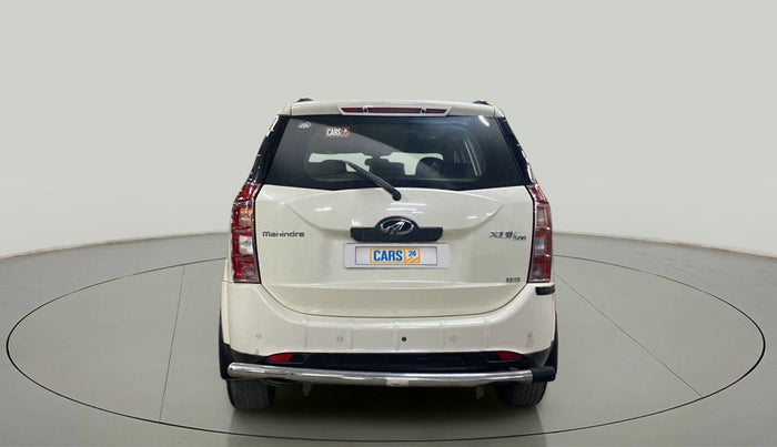 2014 Mahindra XUV500 W8, Diesel, Manual, 1,08,966 km, Back/Rear