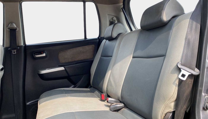 2013 Maruti Wagon R 1.0 VXI, Petrol, Manual, 1,09,983 km, Right Side Rear Door Cabin