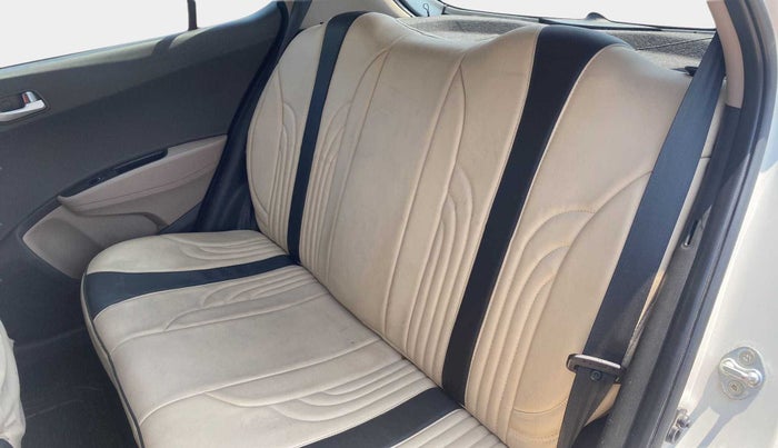 2018 Hyundai Grand i10 SPORTZ 1.2 KAPPA VTVT, Petrol, Manual, 36,861 km, Right Side Rear Door Cabin