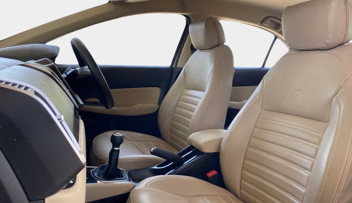 2020 Honda City 1.5L I-VTEC V MT, Petrol, Manual, 28,649 km, Right Side Front Door Cabin