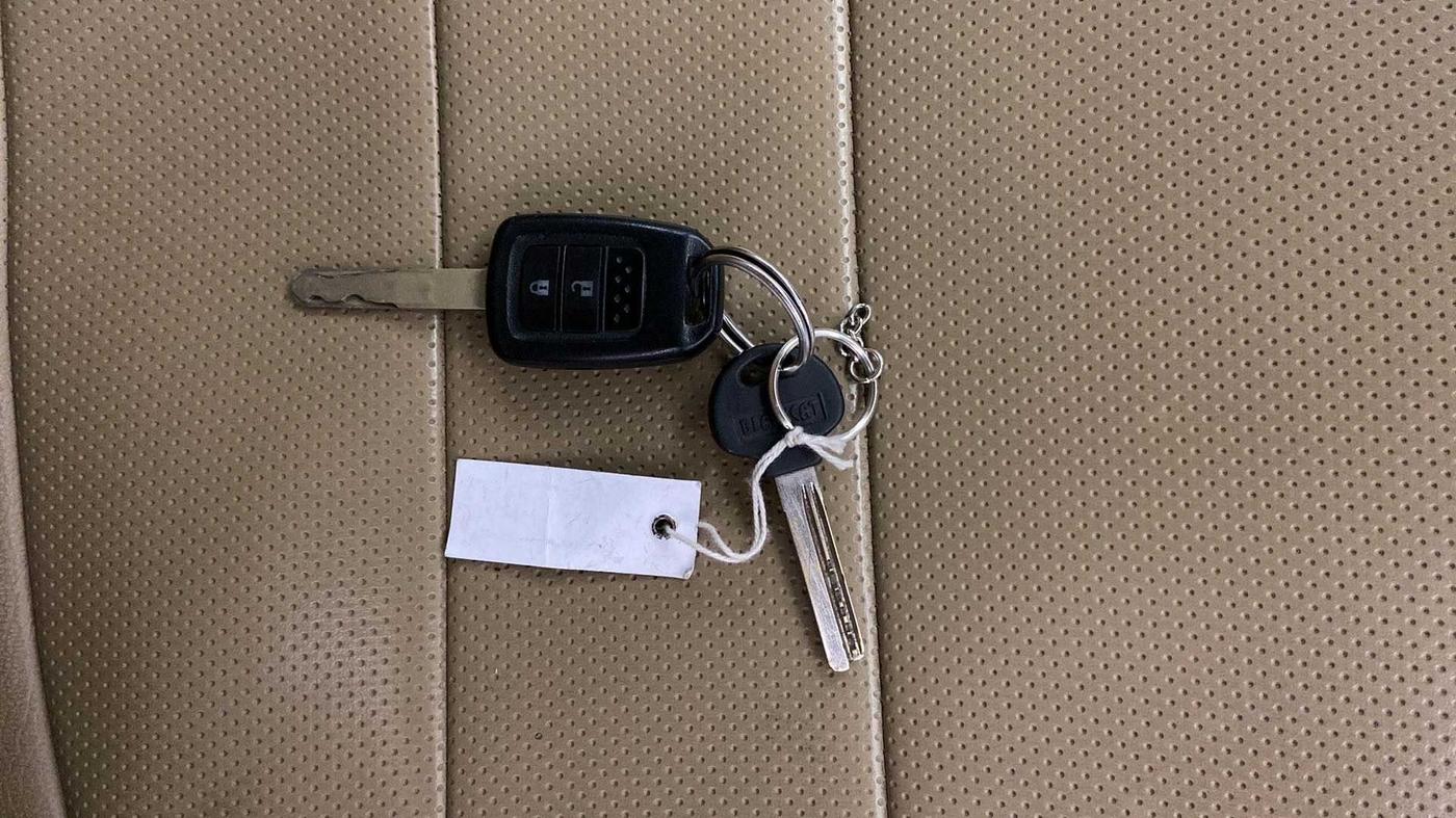 2019 Honda Amaze 1.2L I-VTEC S, Petrol, Manual, 39,569 km, Key Close Up
