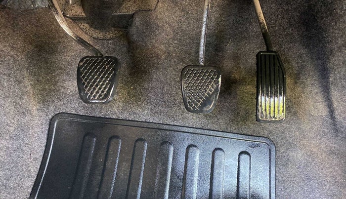 2015 Honda Amaze 1.2L I-VTEC S, Petrol, Manual, 73,594 km, Pedals