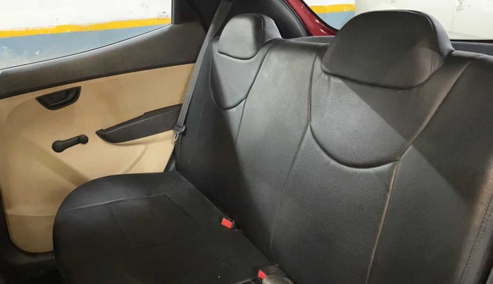 2014 Hyundai Eon MAGNA +, Petrol, Manual, 38,740 km, Right Side Rear Door Cabin