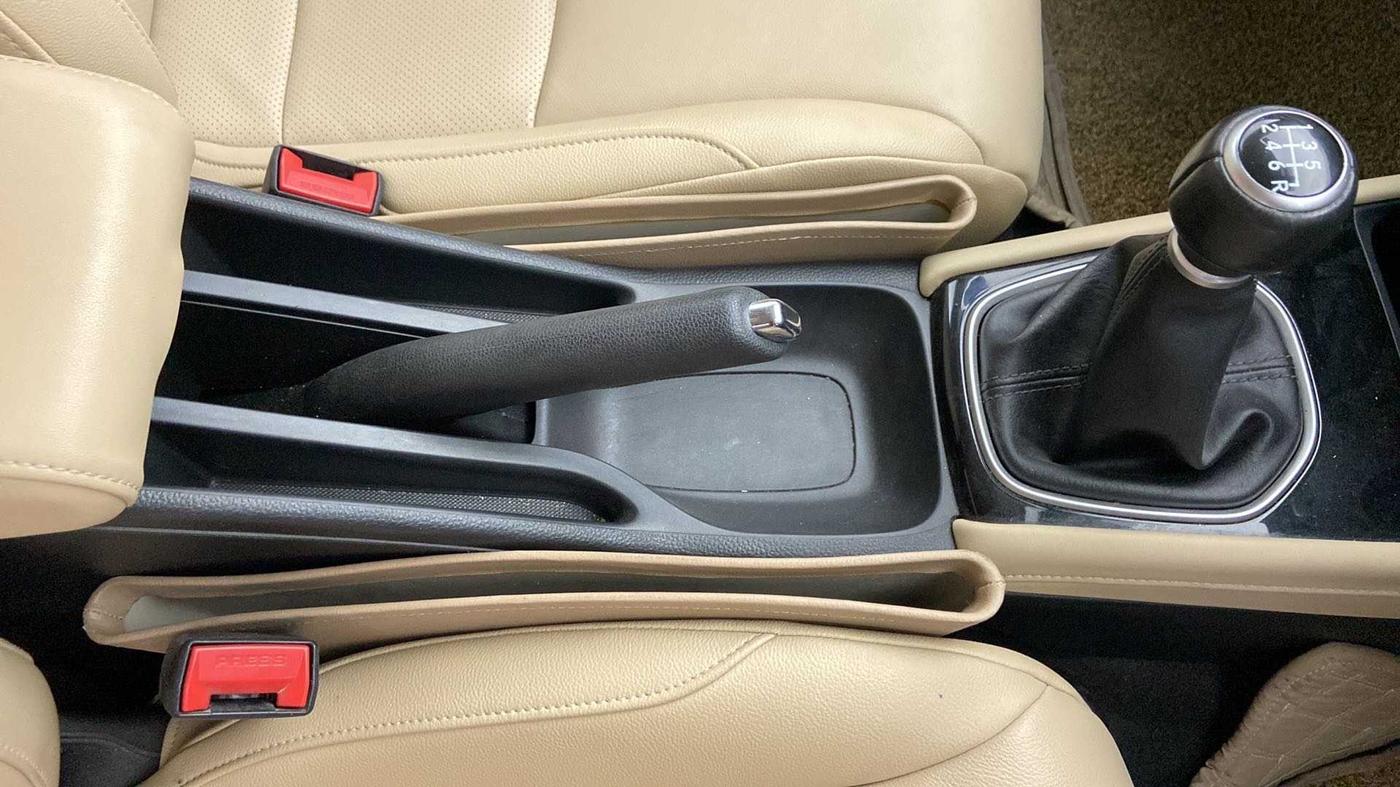 2020 Honda City 1.5L I-VTEC ZX, Petrol, Manual, 45,296 km, Gear Lever