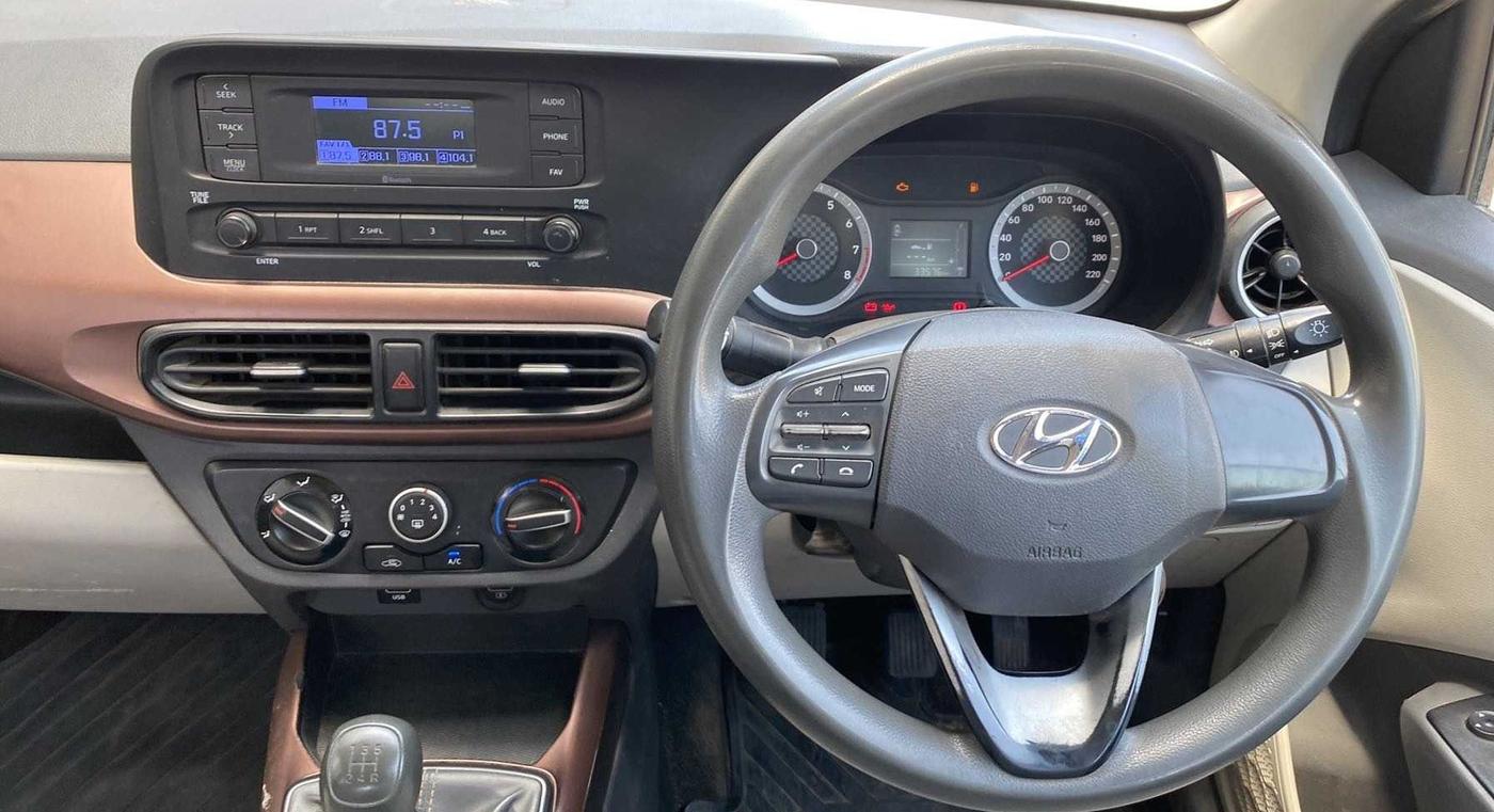2020 Hyundai AURA S 1.2, Petrol, Manual, 33,737 km, Steering Wheel Close Up