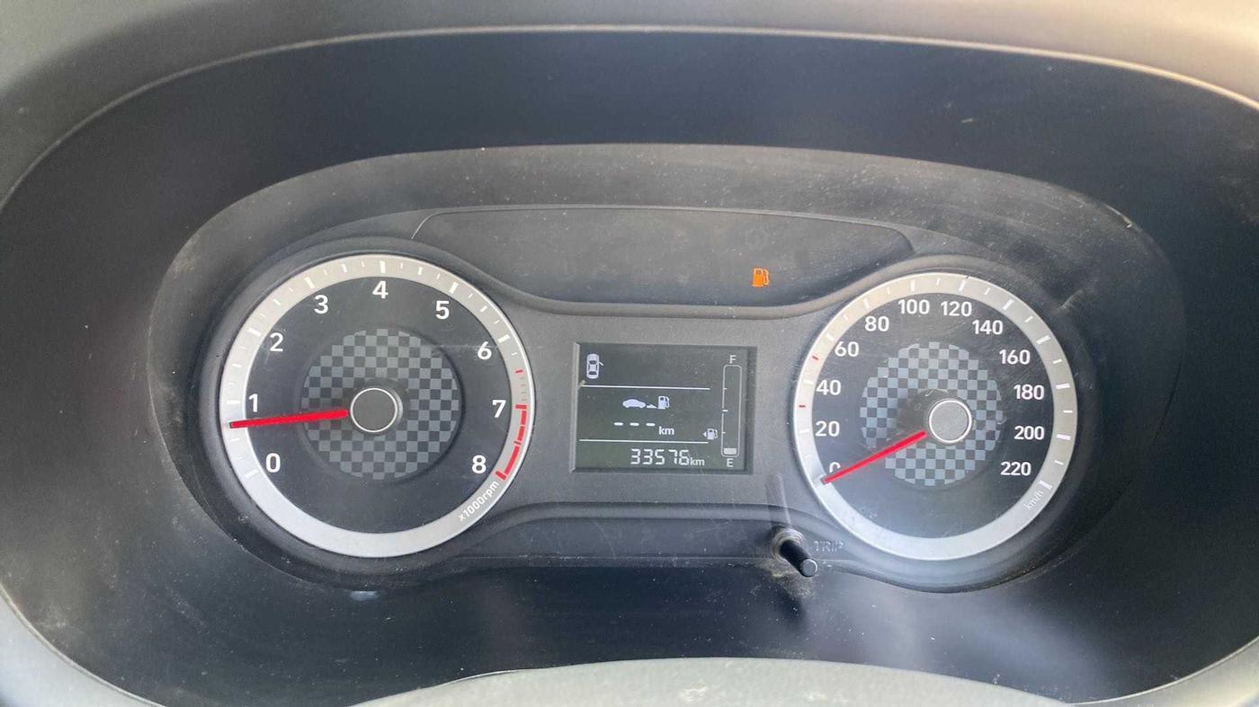 2020 Hyundai AURA S 1.2, Petrol, Manual, 33,737 km, Odometer Image