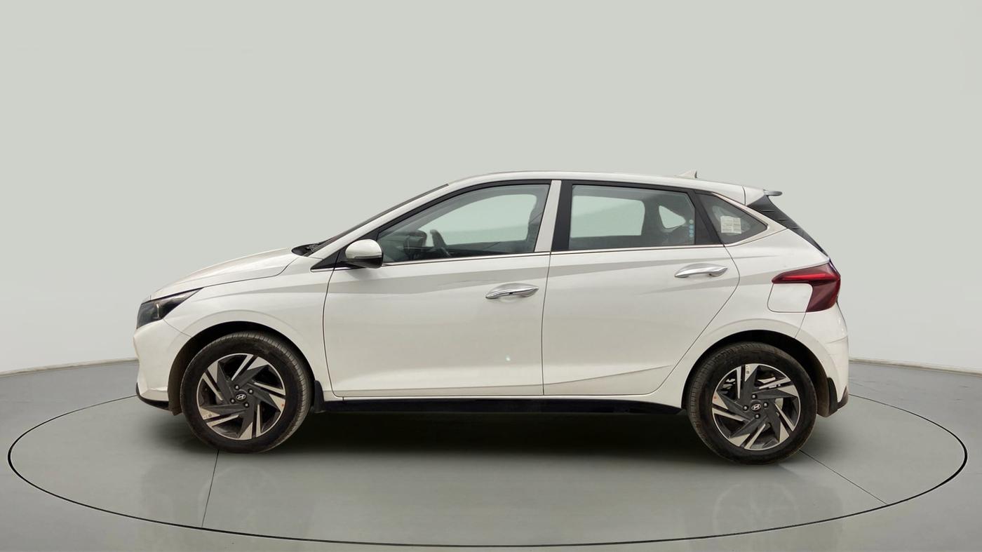 2022 Hyundai NEW I20 ASTA (O) 1.2 AT, Petrol, Automatic, 7,906 km, Left Side