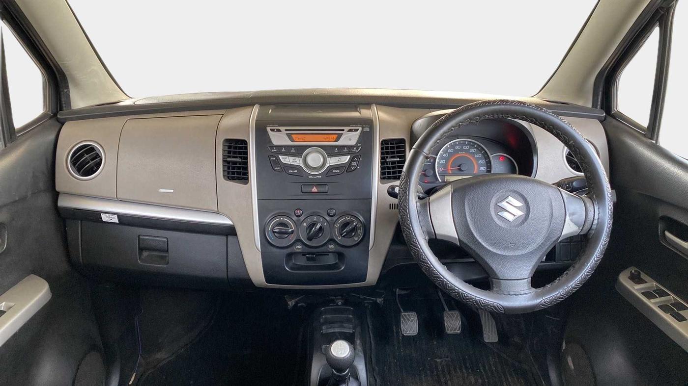 2015 Maruti Wagon R 1.0 VXI, Petrol, Manual, 67,517 km, Dashboard