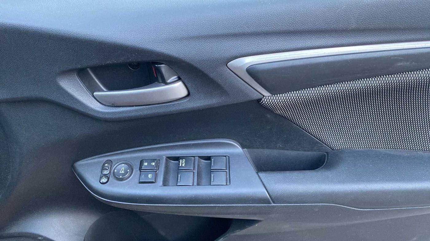 2018 Honda WR-V 1.2L I-VTEC VX MT, Petrol, Manual, 59,665 km, Driver Side Door Panels Control