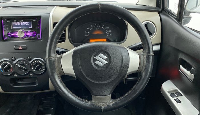 2015 Maruti Wagon R 1.0 LXI CNG, CNG, Manual, 71,412 km, Steering Wheel Close Up