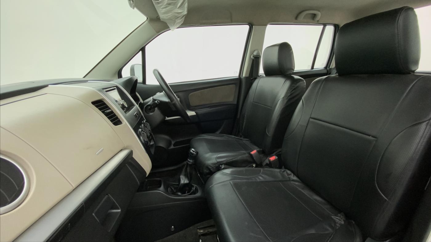 2015 Maruti Wagon R 1.0 LXI CNG, CNG, Manual, 71,412 km, Right Side Front Door Cabin