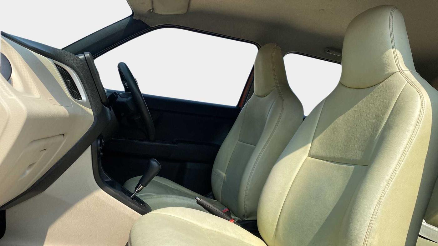 2019 Maruti New Wagon-R ZXI 1.2 AMT, Petrol, Automatic, 56,264 km, Right Side Front Door Cabin