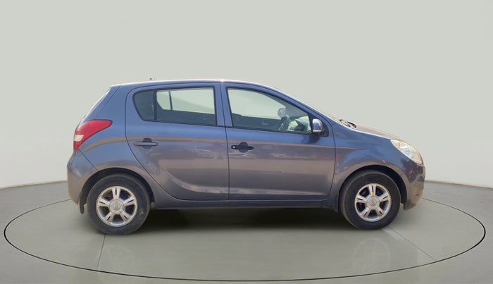 2011 Hyundai i20 SPORTZ (O) 1.2, Petrol, Manual, 1,11,350 km, Right Side View