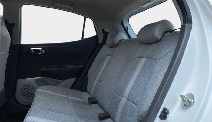2021 Hyundai GRAND I10 NIOS ASTA AMT 1.2 KAPPA VTVT, Petrol, Automatic, 31,505 km, Right Side Rear Door Cabin