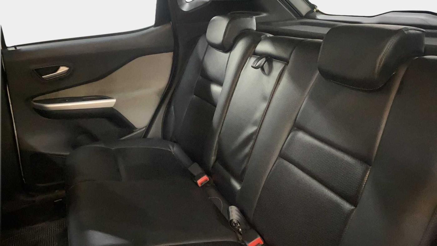 2021 Nissan MAGNITE XL TURBO CVT, Petrol, Automatic, 17,832 km, Right Side Rear Door Cabin