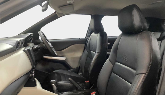 2021 Nissan MAGNITE XL TURBO CVT, Petrol, Automatic, 17,832 km, Right Side Front Door Cabin