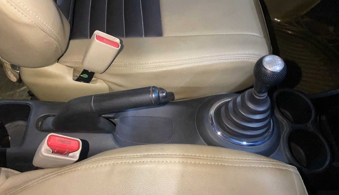 2013 Honda Brio S MT, Petrol, Manual, 82,801 km, Gear Lever