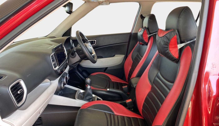 2023 Hyundai VENUE SX 1.2 PETROL, Petrol, Manual, 4,727 km, Right Side Front Door Cabin