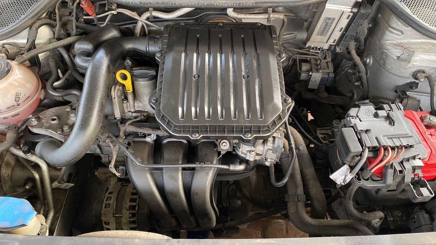 2018 Volkswagen Polo COMFORTLINE 1.0L MPI, Petrol, Manual, 16,333 km, Open Bonet