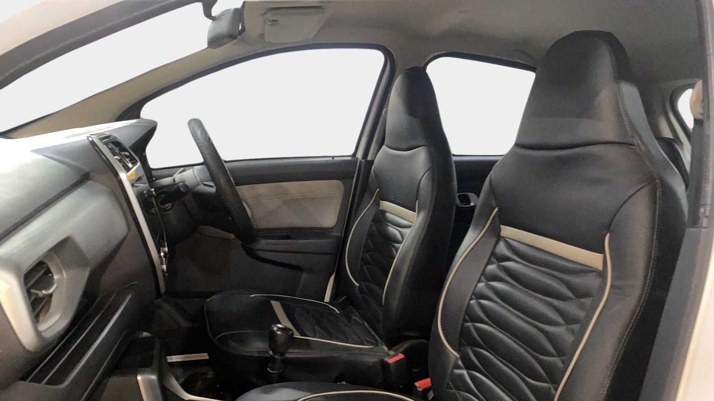 2021 Datsun Redi Go T(O), Petrol, Manual, 31,368 km, Right Side Front Door Cabin