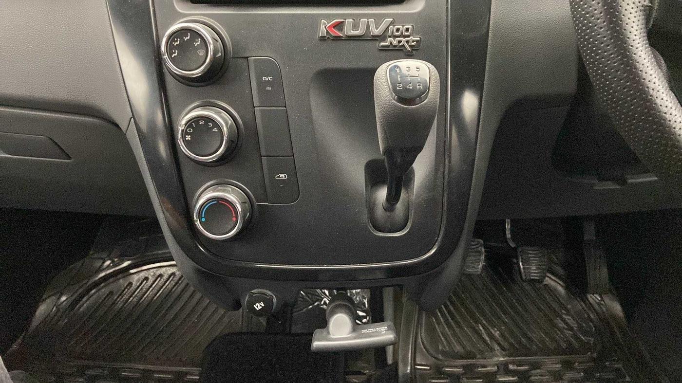 2019 Mahindra KUV 100 NXT K2 P 6 STR, Petrol, Manual, 20,023 km, Gear Lever