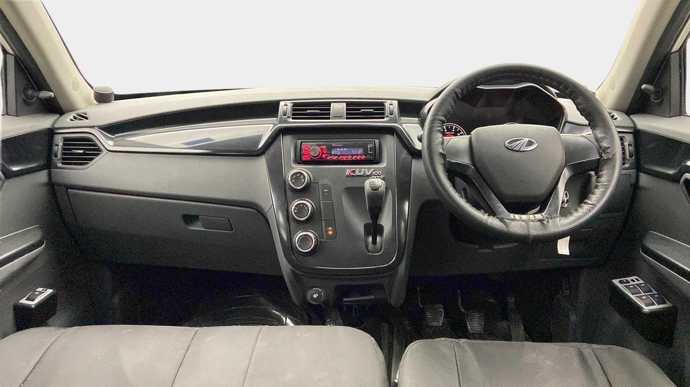 2019 Mahindra KUV 100 NXT K2 P 6 STR, Petrol, Manual, 20,023 km, Dashboard