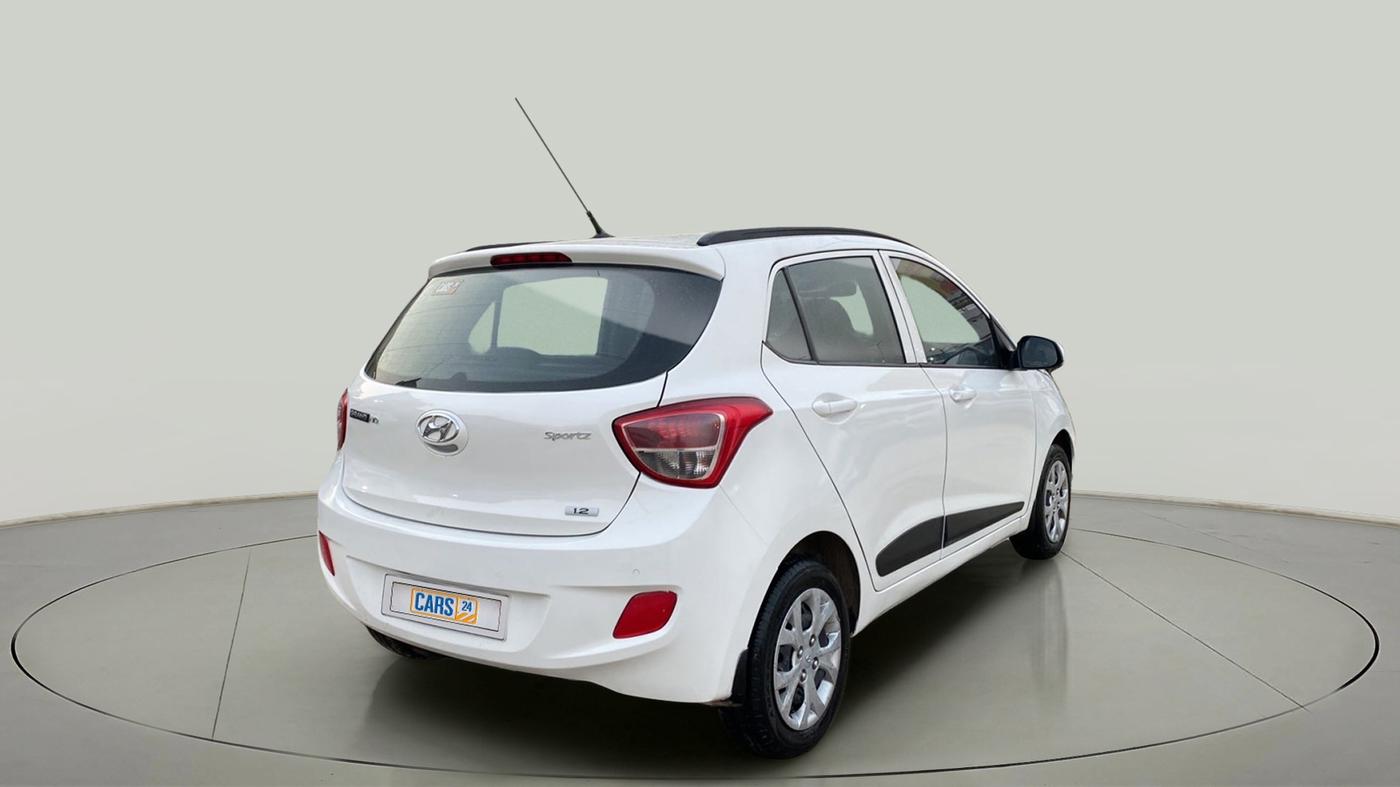 2016 Hyundai Grand i10 SPORTZ 1.2 KAPPA VTVT, Petrol, Manual, 48,476 km, Right Back Diagonal