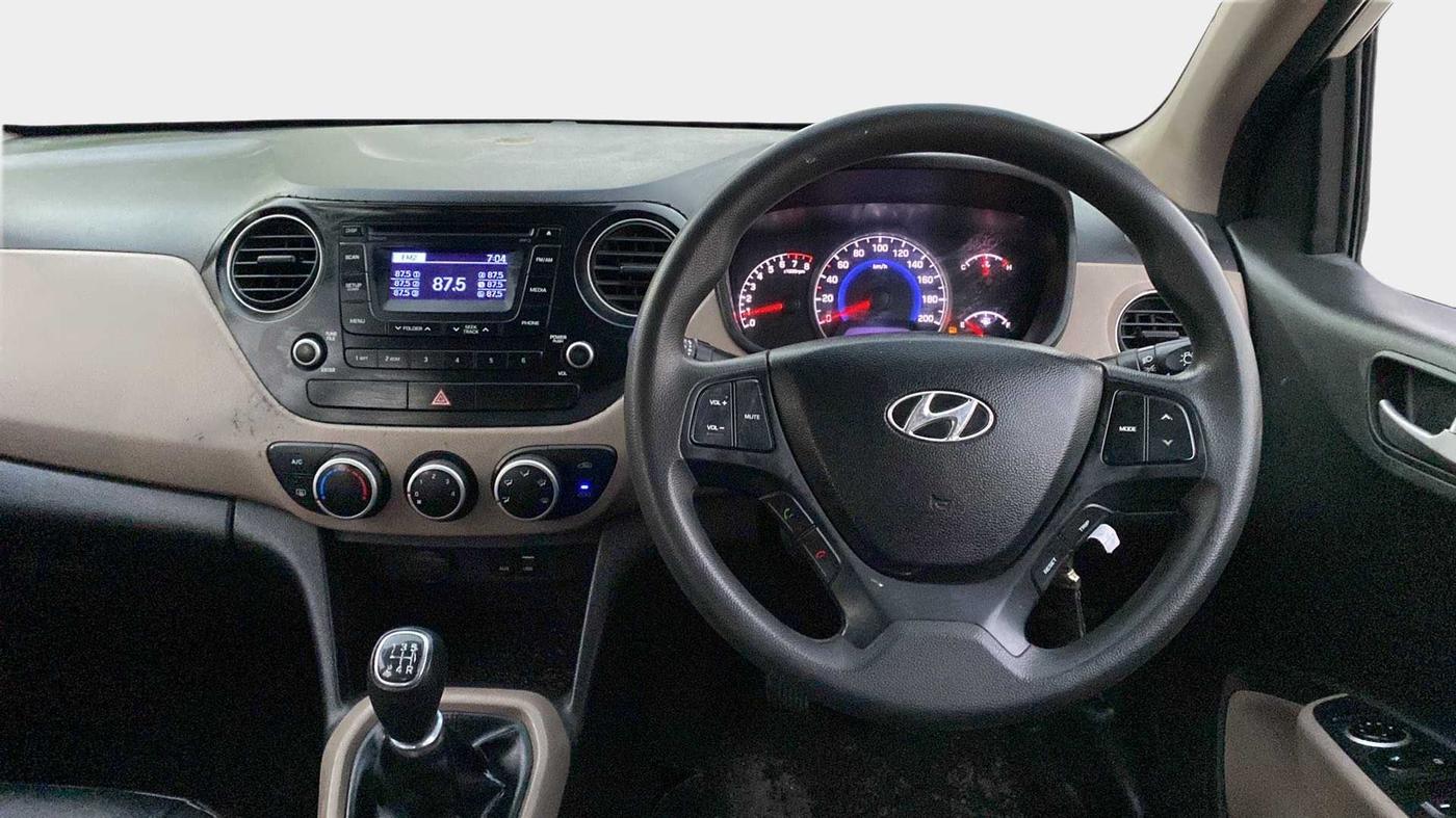 2016 Hyundai Grand i10 SPORTZ 1.2 KAPPA VTVT, Petrol, Manual, 48,476 km, Steering Wheel Close Up