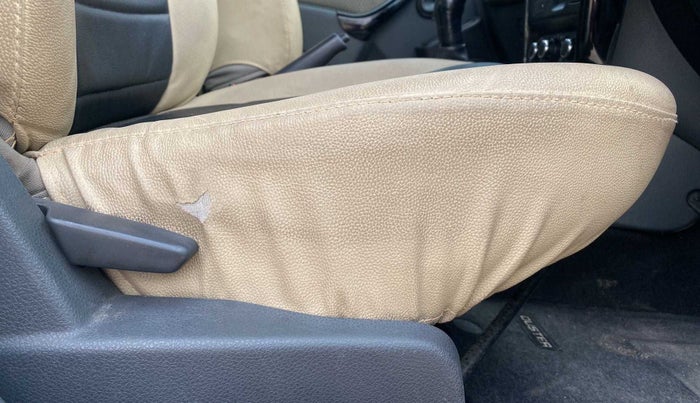 2015 Renault Duster 85 PS RXL DIESEL (OPT), Diesel, Manual, 99,606 km, Driver Side Adjustment Panel