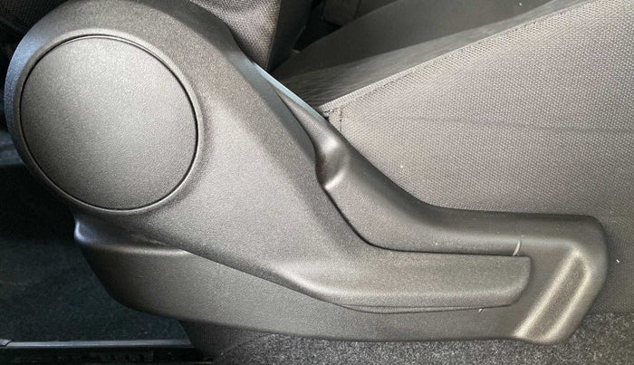 2022 Maruti IGNIS ZETA 1.2 AMT, Petrol, Automatic, 4,498 km, Driver Side Adjustment Panel