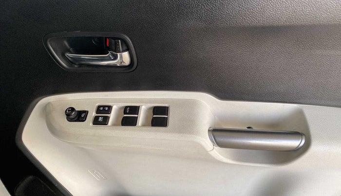 2022 Maruti IGNIS ZETA 1.2 AMT, Petrol, Automatic, 4,498 km, Driver Side Door Panels Control