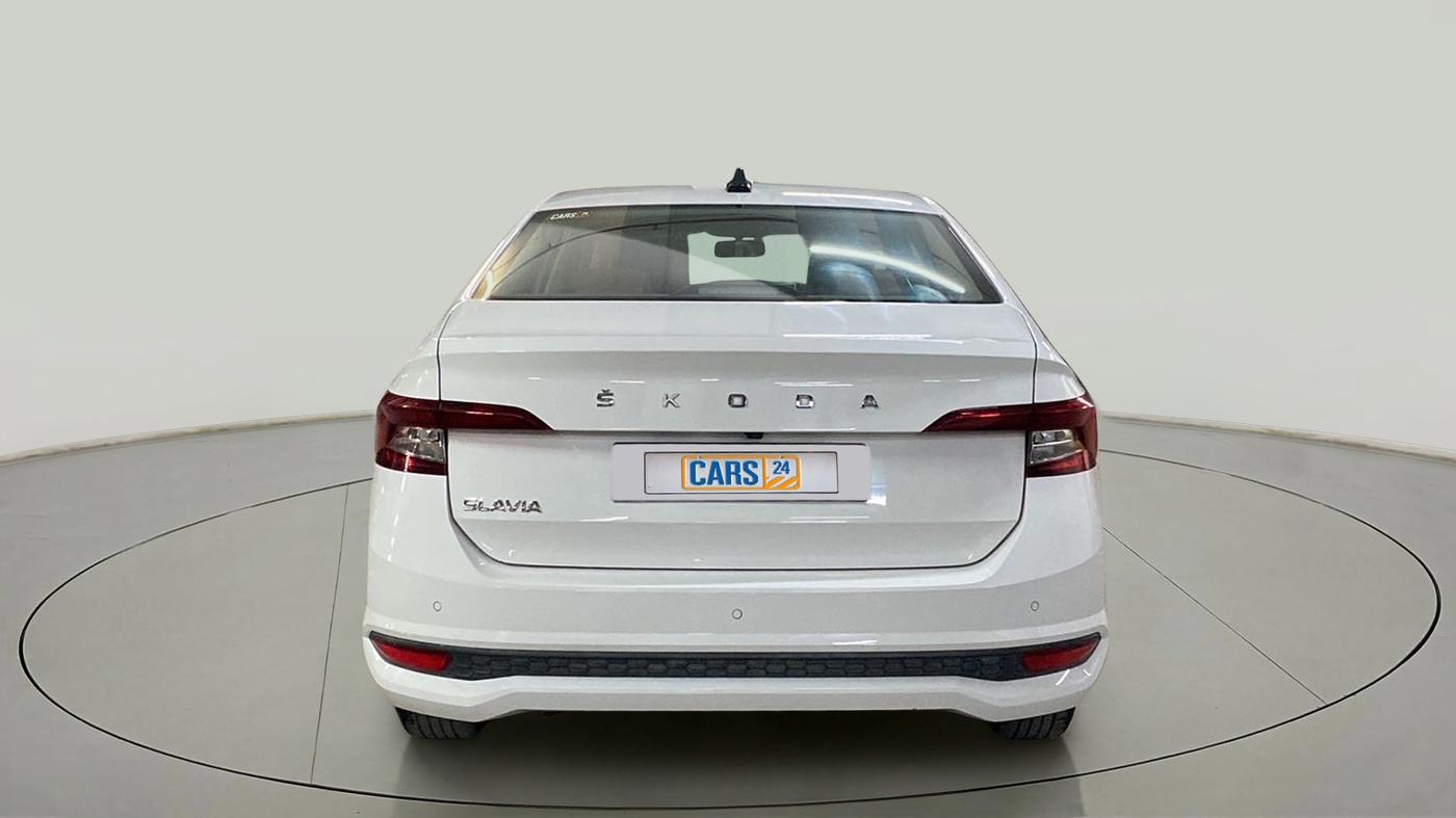 2022 Skoda SLAVIA AMBITION 1.0L TSI MT, Petrol, Manual, 29,903 km, Back/Rear