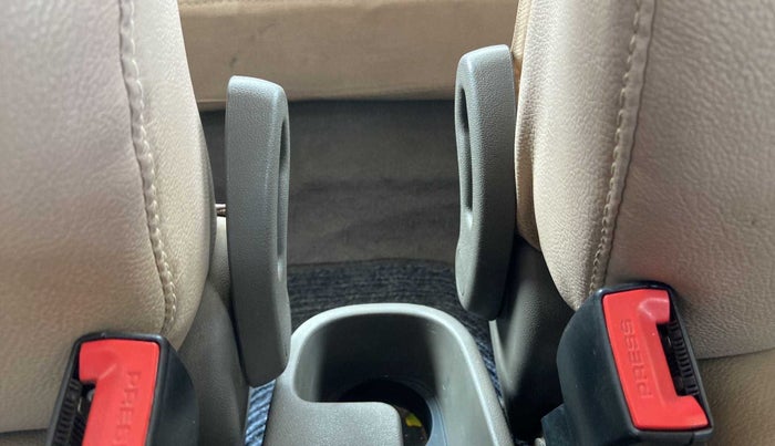 2011 Hyundai i10 MAGNA 1.1, Petrol, Manual, 66,593 km, Driver Side Adjustment Panel