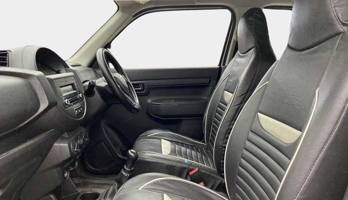 2020 Maruti S PRESSO VXI CNG, CNG, Manual, 45,447 km, Right Side Front Door Cabin