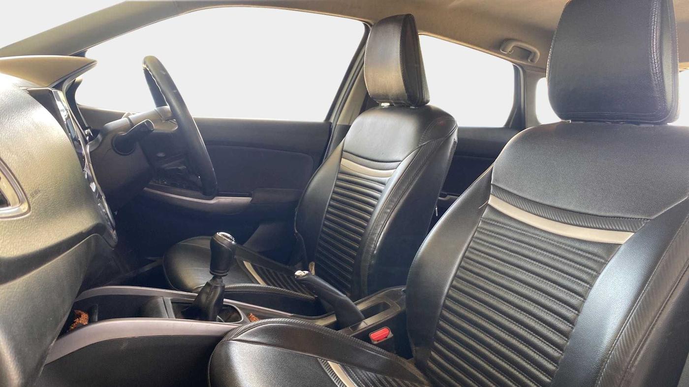 2020 Maruti Baleno DELTA PETROL 1.2, Petrol, Manual, 64,018 km, Right Side Front Door Cabin