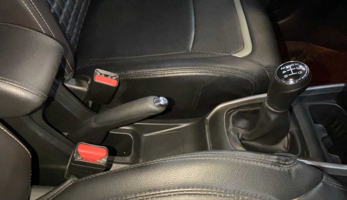 2022 Maruti XL6 ZETA MT, Petrol, Manual, 39,991 km, Gear Lever