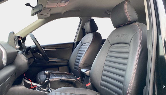 2022 KIA SONET HTK PLUS 1.2, Petrol, Manual, 19,698 km, Right Side Front Door Cabin