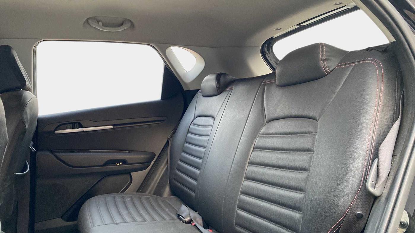 2022 KIA SONET HTK PLUS 1.2, Petrol, Manual, 19,698 km, Right Side Rear Door Cabin