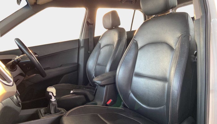 2015 Hyundai Creta SX (O) 1.6 DIESEL, Diesel, Manual, 93,452 km, Right Side Front Door Cabin