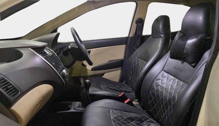 2017 Hyundai Eon ERA +, Petrol, Manual, 73,611 km, Right Side Front Door Cabin