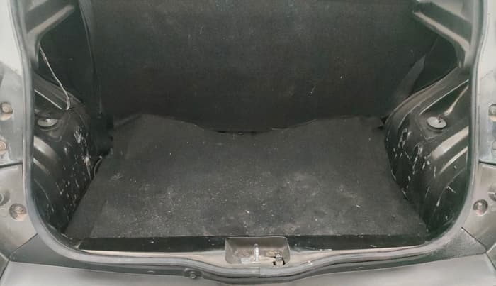 2018 Renault Kwid RXT 1.0, Petrol, Manual, 69,034 km, Boot Inside