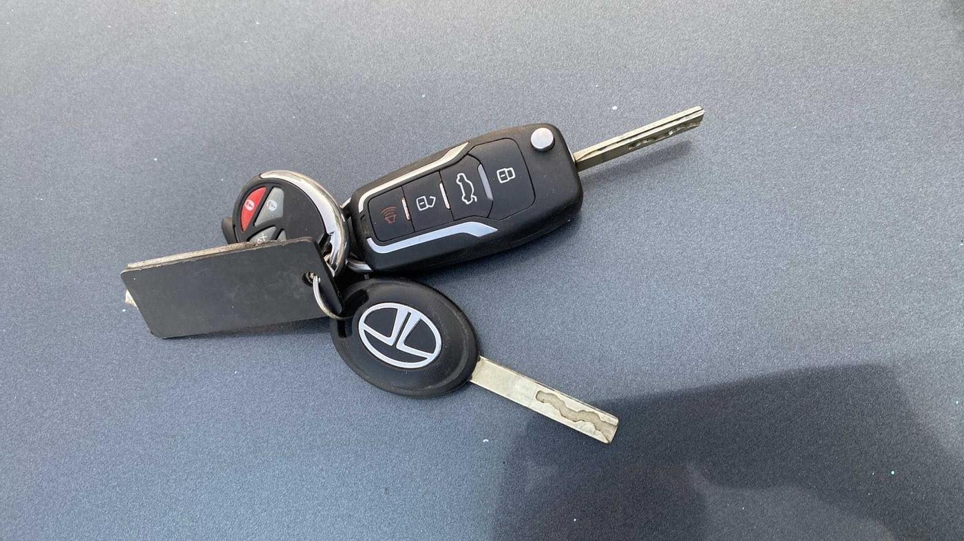 2021 Tata TIGOR XM PETROL, Petrol, Manual, 12,758 km, Key Close Up