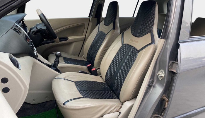 2018 Maruti Celerio ZXI, Petrol, Manual, 67,679 km, Right Side Front Door Cabin