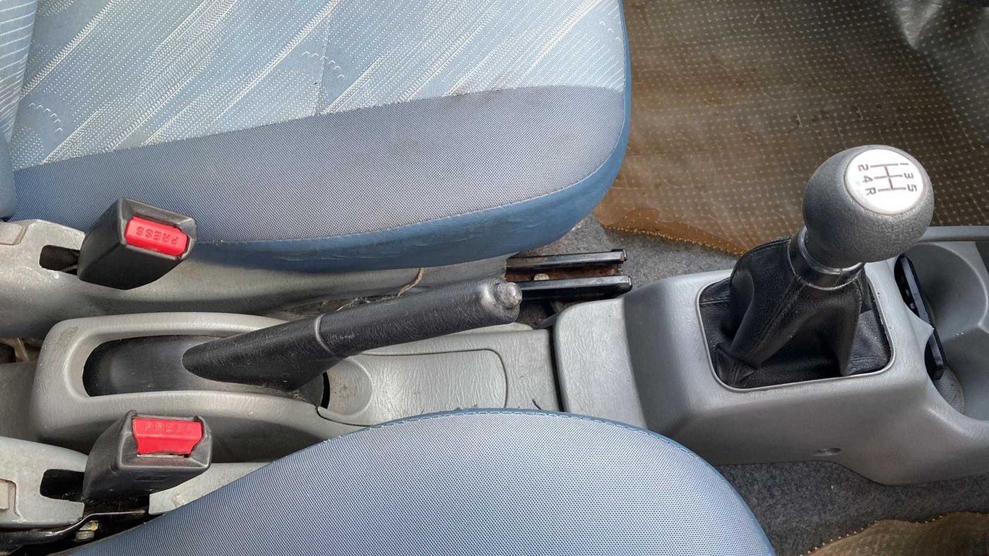 2013 Maruti Alto K10 LXI, Petrol, Manual, 66,195 km, Gear Lever